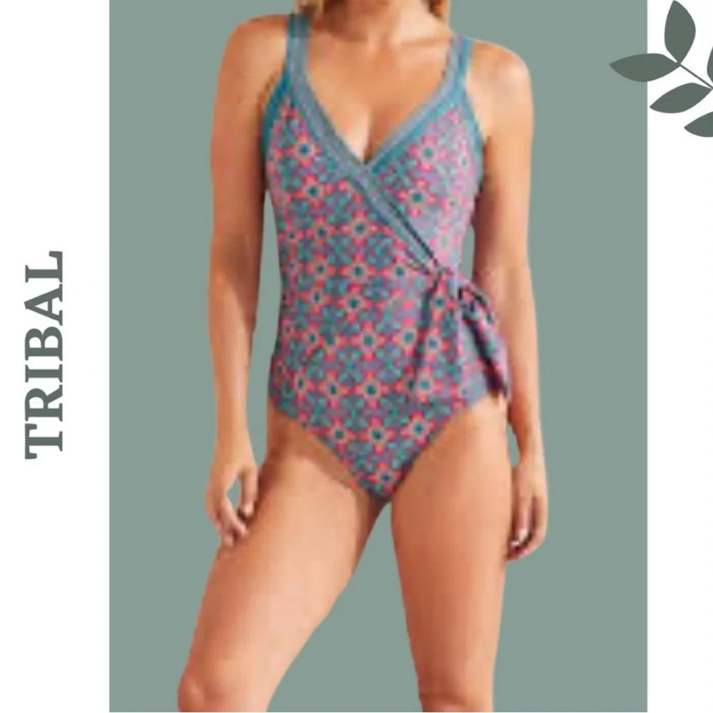 Tribal Spring/Summer 2024-16220-3562-Wrap Front Swimsuit-Coral Blush
Pink Turq